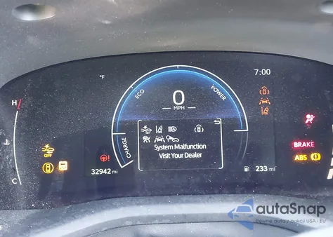 2025 Toyota Camry Se z USA, uszkodzony, nr VIN 4T1DAACK3SU041702